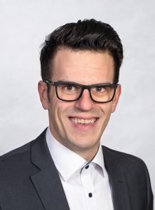 Patrick Möltgen: Online-Marketing­spezialist im Automobil­handel. 